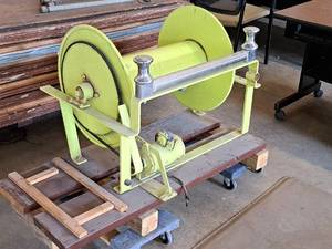 lot 1028 image: Industrial Hose Reel