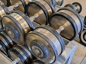 lot 1010 image: Lot of (2) Hampton 75-lb Dumbells
