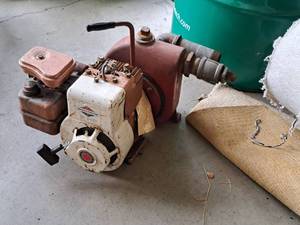 lot 1000 image: Gorman-Rupp Gas Self Priming Centrifugal Pump 82K3 8