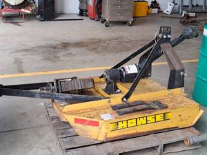 lot 995 image: Howse 4 LD Lift Cutter Mower Deck CUP400