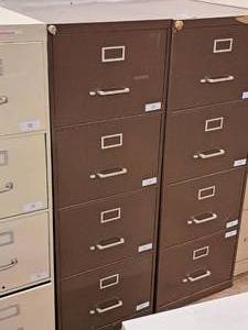 lot 1045 image: Metal File Cabinet 4-drawer
