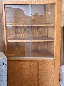 lot 1075 image: Corner Display Cabinet
