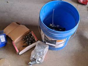 lot 1119 image: Lot of (1 Bucket) Misc. Hardware - Bolts, ITW 38x2-12, Wall Anchors