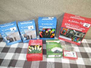 lot 39 image: Lot of 7 Mixed Lot Holiday Style Holiday Lights