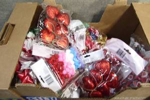 lot 178 image: Apple Box of Valentines and Christmas Bows and Decorations