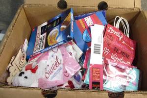 lot 179 image: 17 x 11 x 10 Orange Box Valentines Gift Bags Cards and Decor