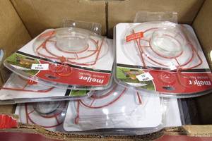 lot 209 image: Lot of 8 Meijer Oriole Bird Feeders