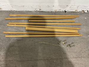 lot 126 image: VISWIN 63 Gold Foldable Wooden Tripod Display Easel Stand