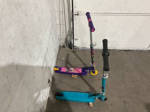 lot 67 image: LOT OF 2 Scooters