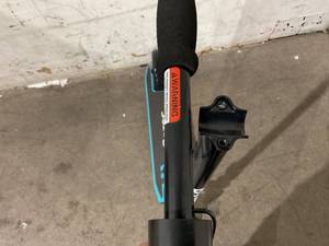 lot 68 image: Razor Power A Blue Electric Scooter