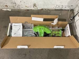 lot 70 image: Greenworks 48V (2 x 24V) 16 Brushless Cordless String Trimmer