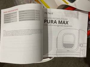 lot 12 image: PETKIT Self Cleaning Cat Litter Box Pura Max