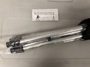 lot 412 image: 50 Inch Aluminum Camera Tripod for Canon, Nikon, Sony, Samsung, Olympus, Panasonic & Pentax  eCost Microfiber