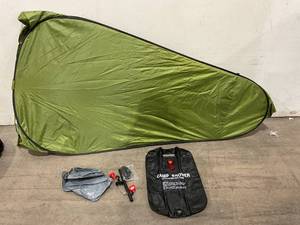 lot 161 image: 5-Gallon Portable Shower Bag and Pop Up Shower Tent