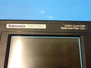 lot 26 image: TEKTRONIX TekScope THS730A 200MHz ScopeDMM Digital REal-Time 1GSs Oscilloscope  as is, no accessories