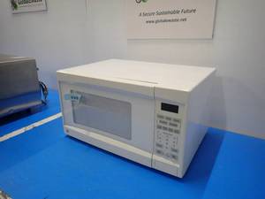 lot 52 image: General Electric JES1130DS1WW Microwave 