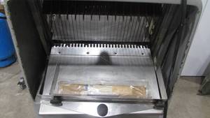 lot 95 image: Oliver Bread Slicer