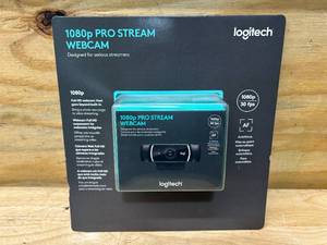 lot 77 image: LOGITECH 1080p Pro Stream Webcam