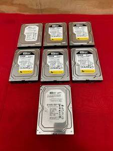 lot 112 image: WESTERN DIGITAL Lot of 7-  320GB Hard Drives