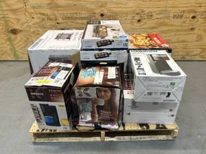 lot 100 image: Pallet of Non-Working Small Kitchen Appliances