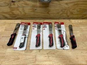 lot 119 image: HYPER TOUGH Lot of 6- Staple Hammers