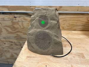 lot 134 image: KLIPSCH AWR-650-SM Outdoor stereo-input rock speaker (Sandstone)
