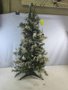 lot 8 image: (BS) 3 ft Light-Up Christmas Tree -...