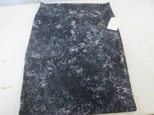 lot 41 image: (EC1) Lula Roe Skirt Size 2XL - New...