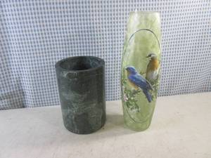 lot 84 image: (F-0) Lighted Bird Vase Decor and M...