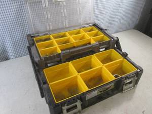 lot 87 image: (EW3) Keter Master Pro 18 Cantilev...