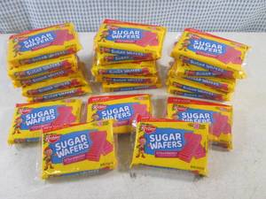 lot 114 image: (B-1) 20 Packs of Strawberry Sugar ...