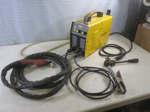 lot 170 image: (F-1) Hynade HYC50DV Plasma Cutter ...