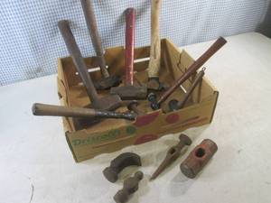 lot 195 image: (BSB) Assorted Hammers and Hammer H...