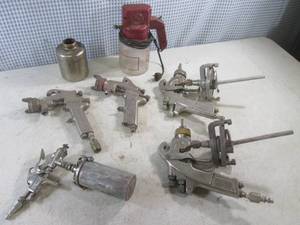 lot 204 image: (BSB) Assorted Paint Gun Parts...