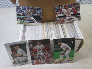 lot 216 image: (EC1) Box Full of Baseball Rookie C...