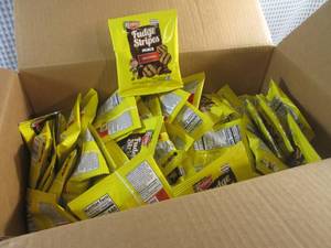lot 237 image: (A-4) Case of 130 Bags Keebler Fudg...