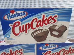 lot 306 image: (C-3) 3 Boxes of Hostess Cup Cakes ...