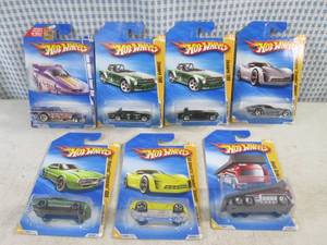 lot 314 image: (EC1) Assorted Hot Wheels In Packag...