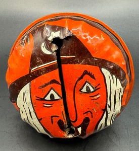 Vintage Halloween Noise Maker