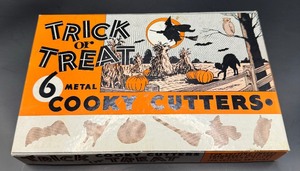 Vintage Halloween Cookie Cutters in Box