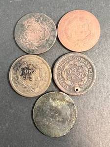 GROUP OF 5 US LARGE CENTS