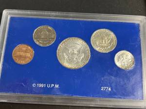 1964 US SILVER AMERICANA SERIES IN PLASTIC