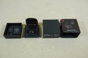 lot 16A image: Beats Fit Pro Noise Cancelling Wireless Earbuds