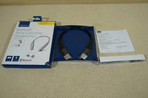 lot 20 image: Insignia Bluetooth Noise Cancelling Head Phones