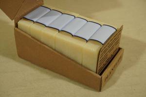 lot 33 image: 6 Bars Lavender Aromatherapy Herbal Soap