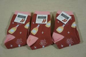 lot 51 image: 3 Pairs Adult Socks One Size Fits Most