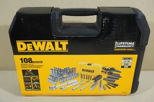 lot 135 image: DeWalt 108-Piece Mechanics Tool Set