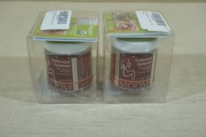 lot 149 image: 2 Moom Organic Hair Remover with Tea Tree Oil