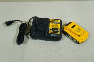 lot 174 image: DeWalt 12V20V Battery Charger with 20V Battery