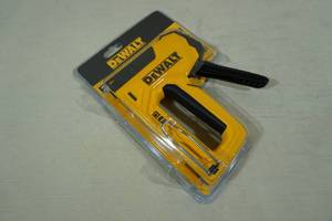 lot 178 image: DeWalt Heavy Duty TackerNailer